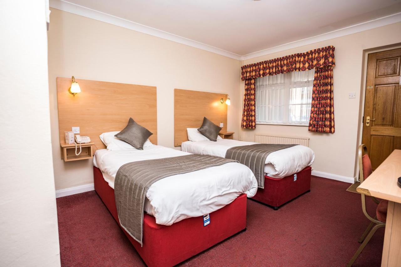 Borough Arms Hotel 뉴캐슬언더라임 외부 사진